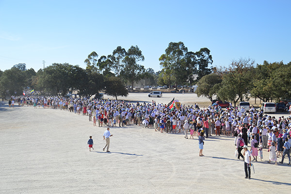 reportage_03_procession_170819_20_001