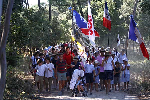 reportage_03_procession_170819_20_05