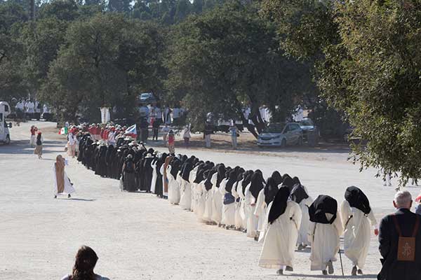 reportage_03_procession_170819_20_07