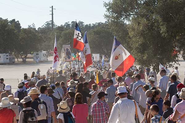 reportage_03_procession_170819_20_08