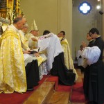 2017-10-07_-_12_tonsura_-_entrega_de_la_sobrepelliz