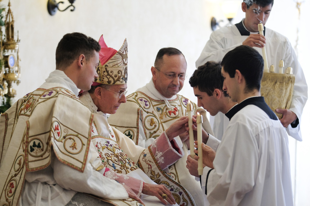 11_prise_soutane_etats_unis_fsspx