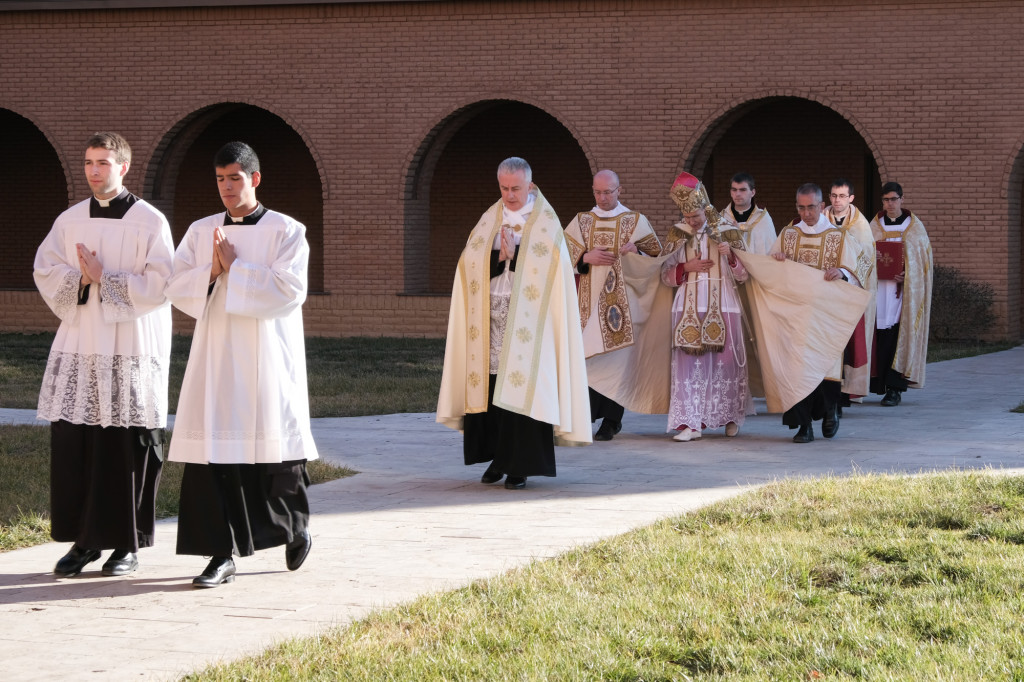 1_prise_soutane_etats_unis_fsspx