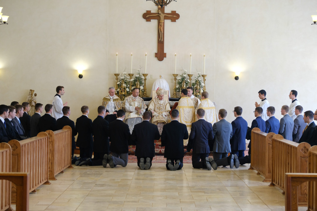 6_prise_soutane_etats_unis_fsspx